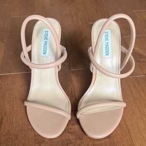 Steve Madden Carolena Blush Strappy Slingback Heels size 7M